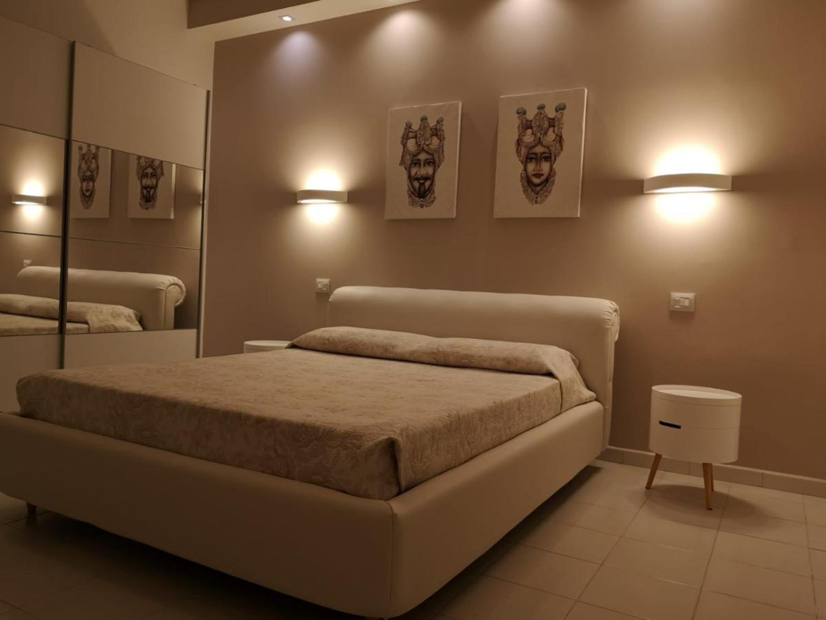 צ'יניזי Villa Manzella Piscina Privata מראה חיצוני תמונה