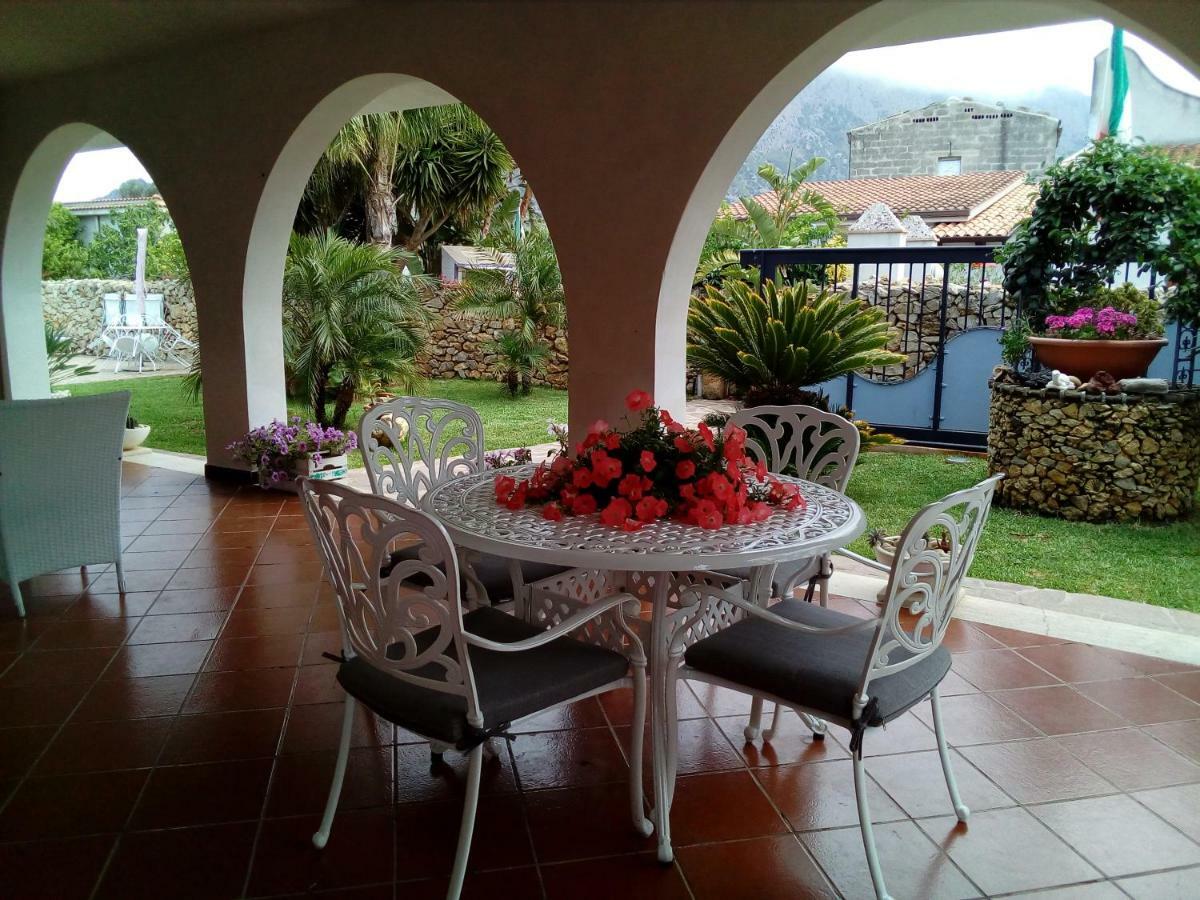 צ'יניזי Villa Manzella Piscina Privata מראה חיצוני תמונה