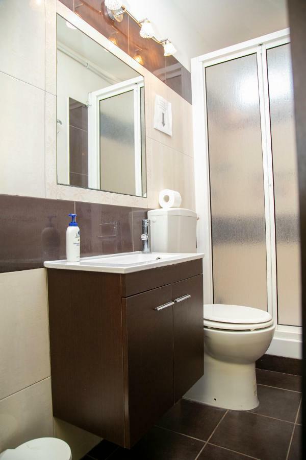 צ'יניזי Villa Manzella Piscina Privata מראה חיצוני תמונה